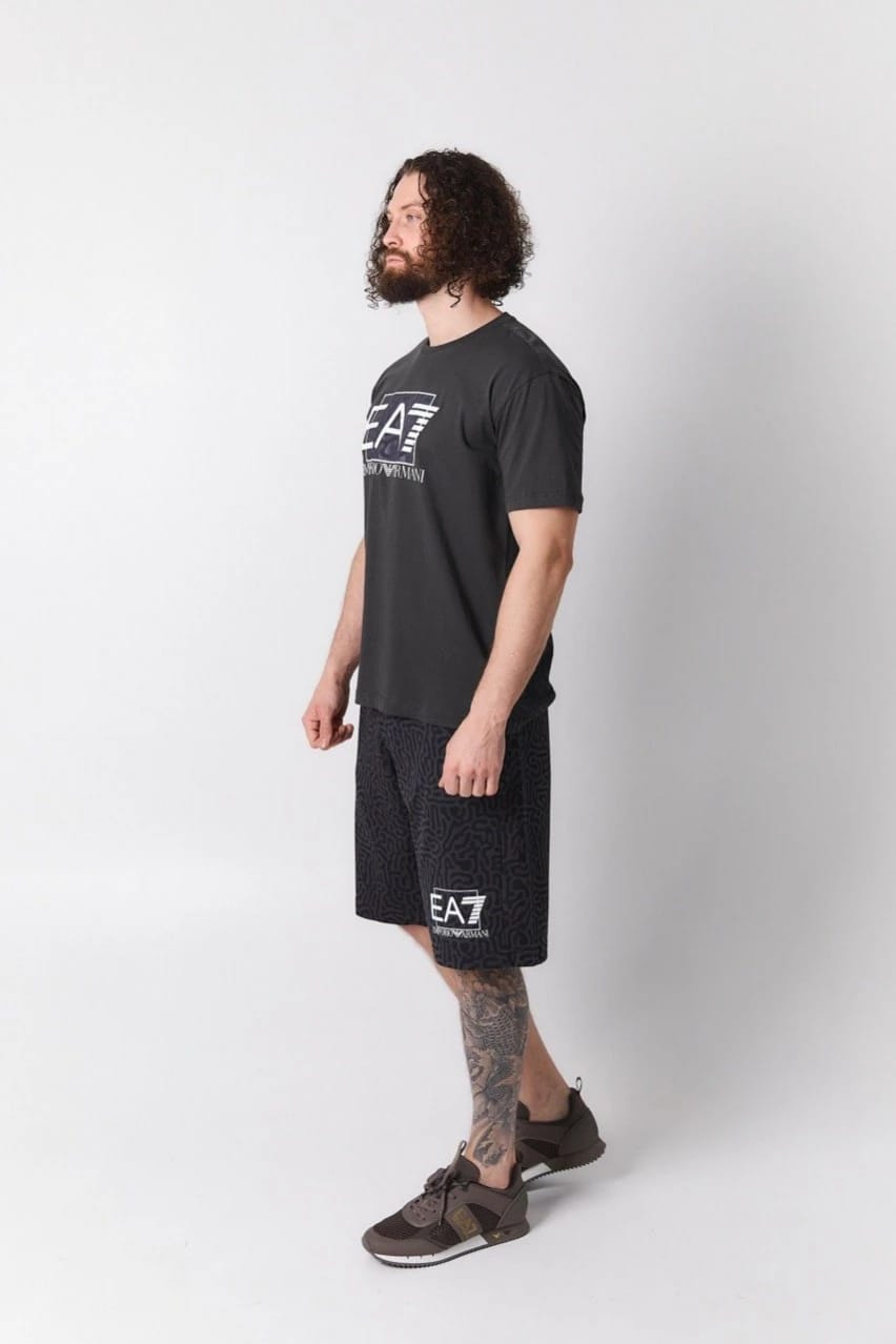 T-shirt EMPORIO ARMANI con cornice grafica