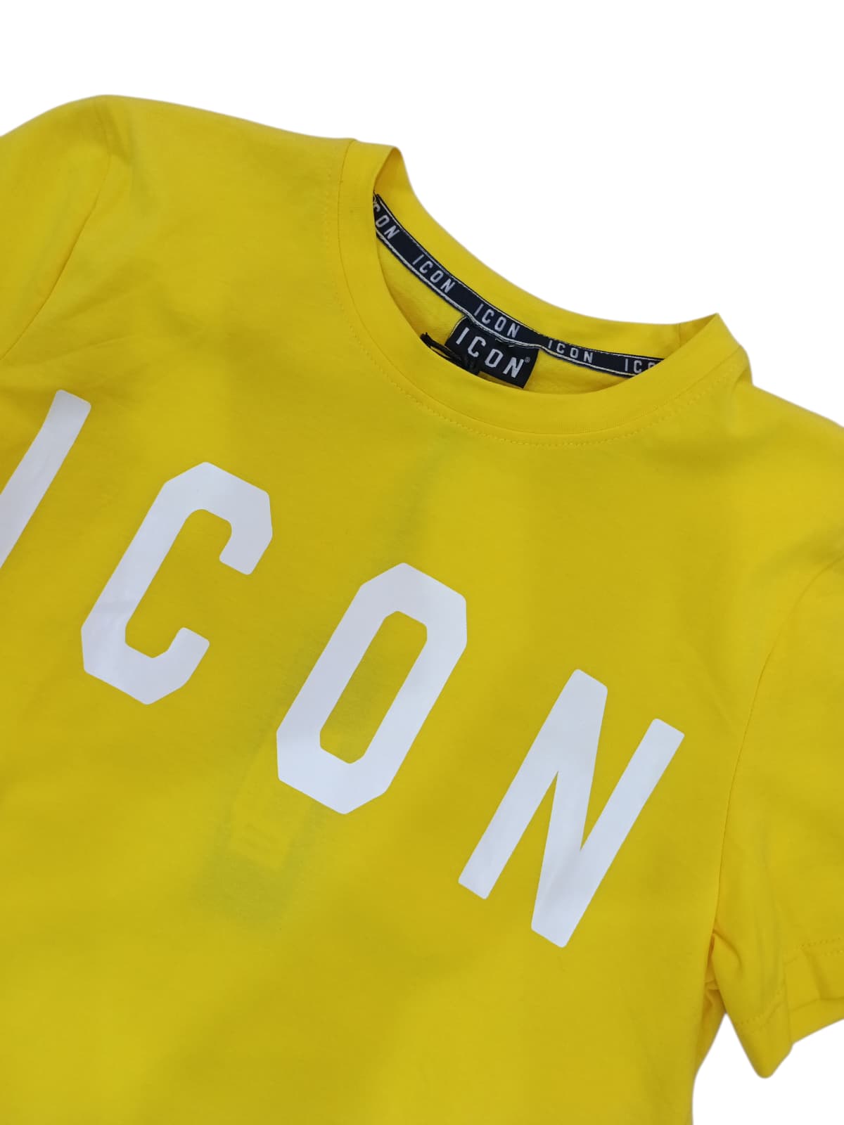 T-shirt ICON di varie colorazioni