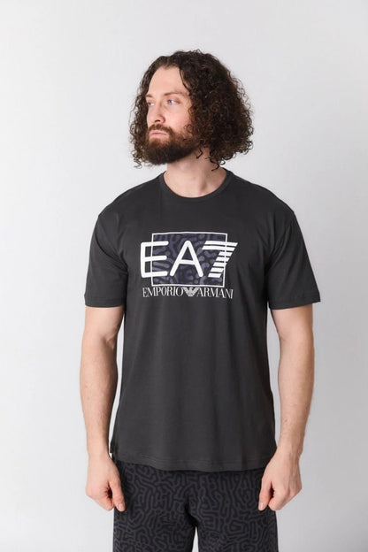 T-shirt EMPORIO ARMANI con cornice grafica